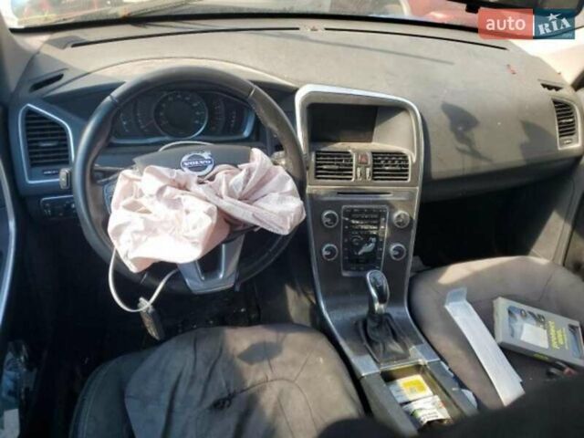 Синий Вольво ХС60, объемом двигателя 2 л и пробегом 186 тыс. км за 7950 $, фото 10 на Automoto.ua