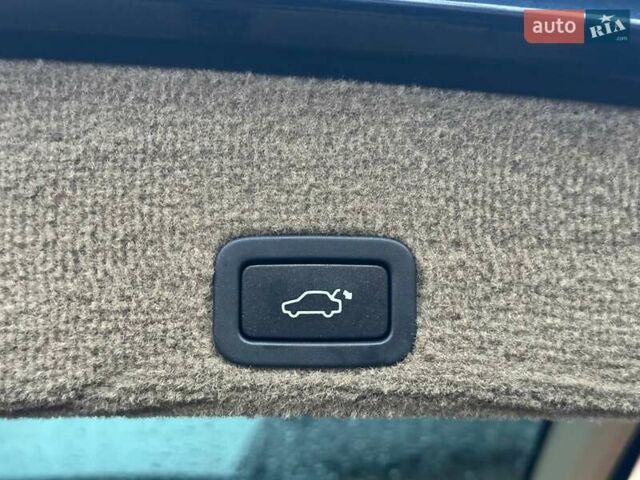 Синий Вольво ХС60, объемом двигателя 2.95 л и пробегом 269 тыс. км за 9600 $, фото 37 на Automoto.ua