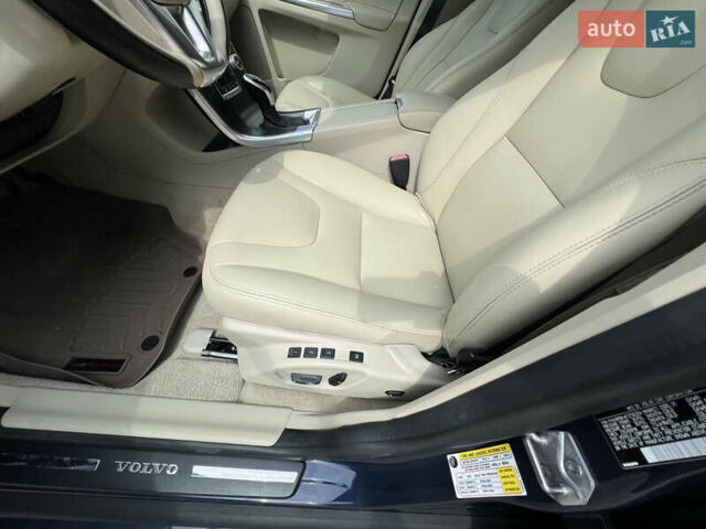 Синий Вольво ХС60, объемом двигателя 1.97 л и пробегом 227 тыс. км за 15950 $, фото 18 на Automoto.ua