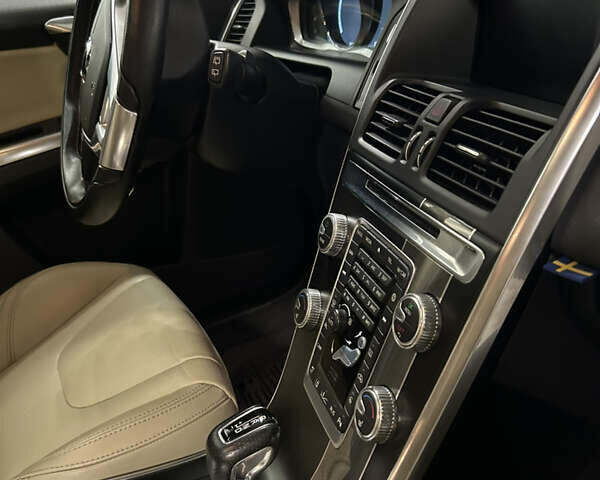 Синий Вольво ХС60, объемом двигателя 2.95 л и пробегом 130 тыс. км за 21900 $, фото 13 на Automoto.ua