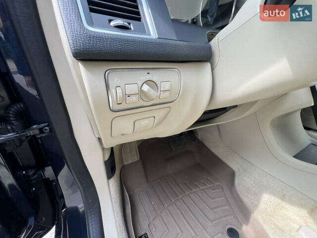 Синий Вольво ХС60, объемом двигателя 1.97 л и пробегом 227 тыс. км за 15950 $, фото 12 на Automoto.ua