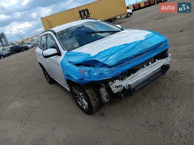 Синий Вольво ХС60, объемом двигателя 2 л и пробегом 186 тыс. км за 7950 $, фото 14 на Automoto.ua