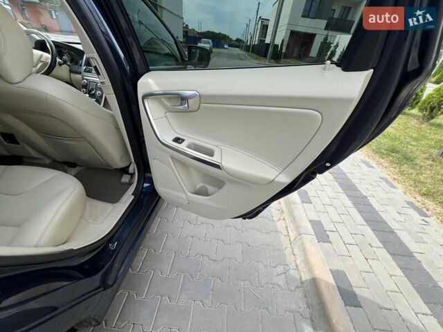 Синий Вольво ХС60, объемом двигателя 1.97 л и пробегом 227 тыс. км за 15950 $, фото 22 на Automoto.ua