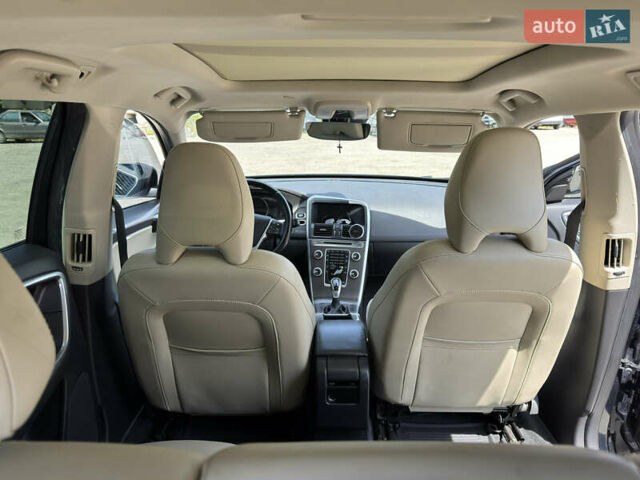 Синій Вольво ХС60, об'ємом двигуна 1.97 л та пробігом 98 тис. км за 18500 $, фото 11 на Automoto.ua