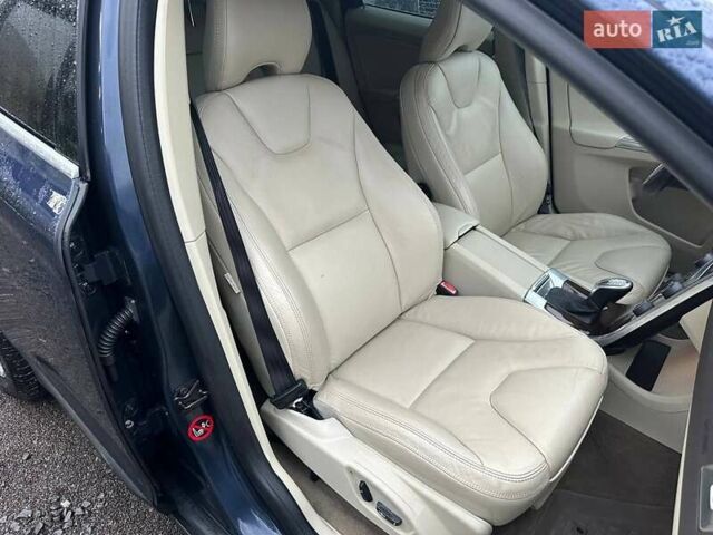 Синий Вольво ХС60, объемом двигателя 2.95 л и пробегом 269 тыс. км за 9600 $, фото 16 на Automoto.ua