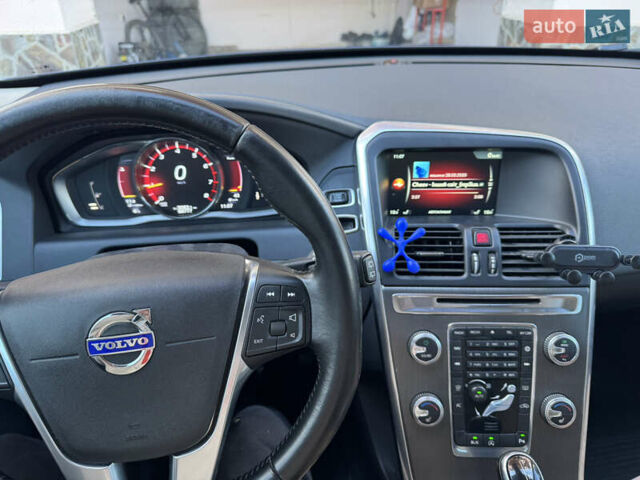 Синій Вольво ХС60, об'ємом двигуна 1.97 л та пробігом 98 тис. км за 18500 $, фото 14 на Automoto.ua