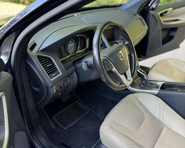 Синий Вольво ХС60, объемом двигателя 2 л и пробегом 109 тыс. км за 13900 $, фото 14 на Automoto.ua