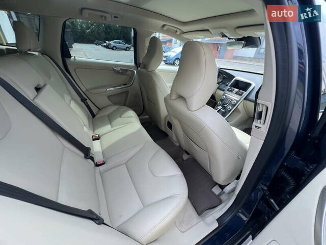 Синий Вольво ХС60, объемом двигателя 1.97 л и пробегом 227 тыс. км за 15950 $, фото 21 на Automoto.ua