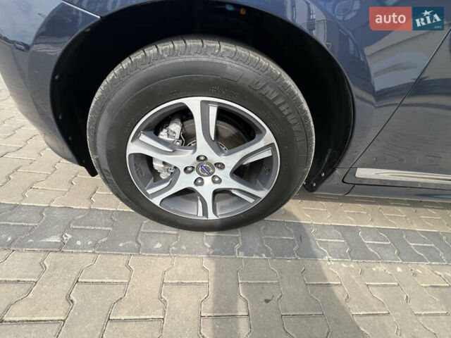 Синий Вольво ХС60, объемом двигателя 1.97 л и пробегом 227 тыс. км за 15950 $, фото 11 на Automoto.ua