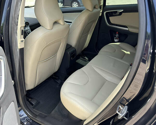 Синій Вольво ХС60, об'ємом двигуна 1.97 л та пробігом 98 тис. км за 18500 $, фото 10 на Automoto.ua