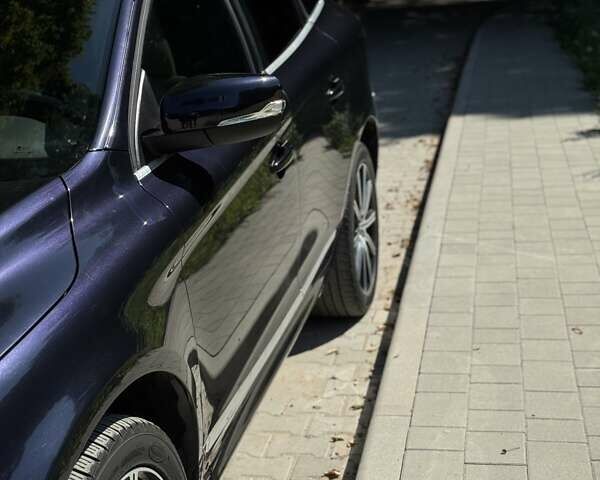 Синий Вольво ХС60, объемом двигателя 2 л и пробегом 109 тыс. км за 13900 $, фото 5 на Automoto.ua