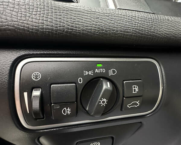 Синий Вольво ХС60, объемом двигателя 2.4 л и пробегом 223 тыс. км за 13850 $, фото 30 на Automoto.ua