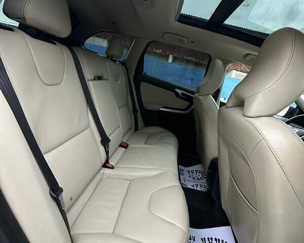 Синий Вольво ХС60, объемом двигателя 2.4 л и пробегом 223 тыс. км за 13850 $, фото 32 на Automoto.ua