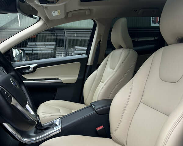 Синий Вольво ХС60, объемом двигателя 2.4 л и пробегом 223 тыс. км за 13850 $, фото 22 на Automoto.ua