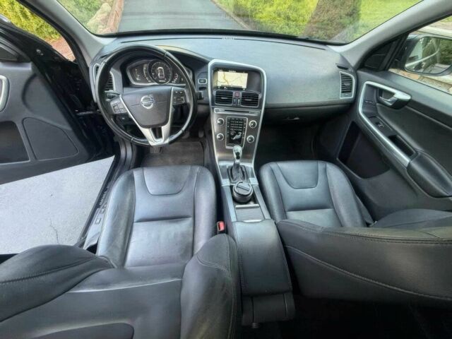 Синий Вольво ХС60, объемом двигателя 3 л и пробегом 73 тыс. км за 9000 $, фото 6 на Automoto.ua