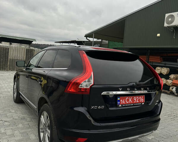 Синий Вольво ХС60, объемом двигателя 2.4 л и пробегом 223 тыс. км за 13850 $, фото 3 на Automoto.ua