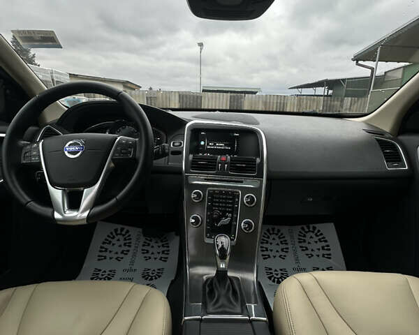 Синий Вольво ХС60, объемом двигателя 2.4 л и пробегом 223 тыс. км за 13850 $, фото 7 на Automoto.ua