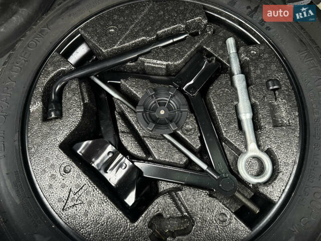 Синий Вольво ХС60, объемом двигателя 2.4 л и пробегом 223 тыс. км за 13850 $, фото 36 на Automoto.ua