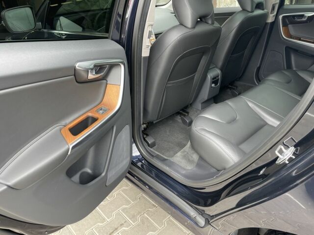 Синій Вольво ХС60, об'ємом двигуна 2 л та пробігом 145 тис. км за 21000 $, фото 8 на Automoto.ua