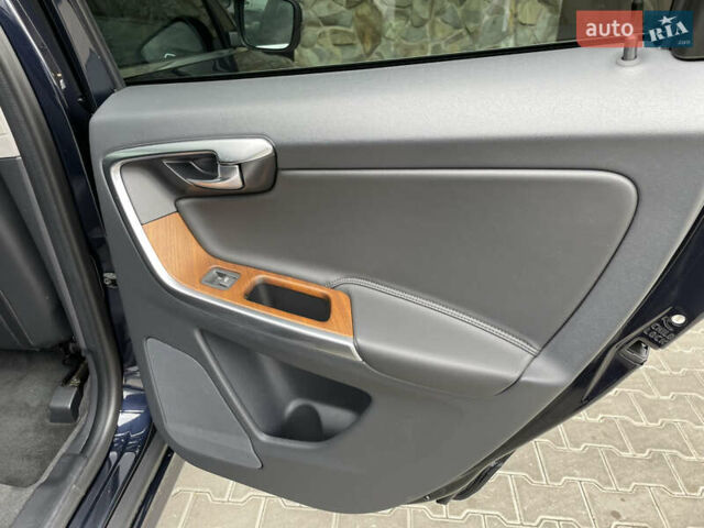 Синий Вольво ХС60, объемом двигателя 1.97 л и пробегом 145 тыс. км за 20000 $, фото 23 на Automoto.ua