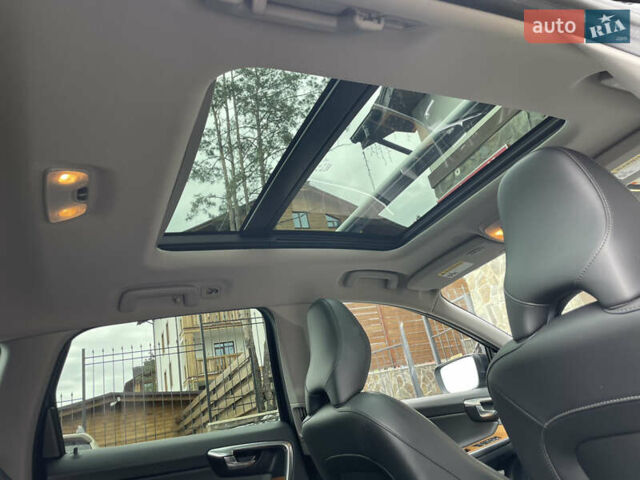 Синий Вольво ХС60, объемом двигателя 1.97 л и пробегом 145 тыс. км за 20000 $, фото 19 на Automoto.ua