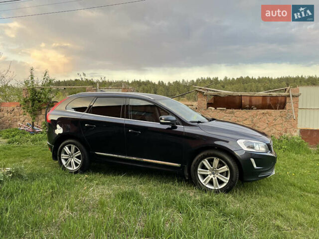 Синий Вольво ХС60, объемом двигателя 1.97 л и пробегом 145 тыс. км за 20000 $, фото 1 на Automoto.ua