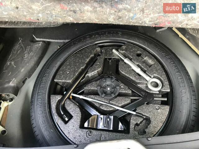 Синий Вольво ХС60, объемом двигателя 1.97 л и пробегом 145 тыс. км за 20000 $, фото 13 на Automoto.ua