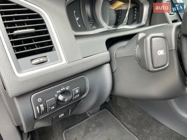 Синий Вольво ХС60, объемом двигателя 1.97 л и пробегом 145 тыс. км за 20000 $, фото 27 на Automoto.ua