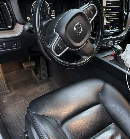 Синий Вольво ХС60, объемом двигателя 1.97 л и пробегом 187 тыс. км за 27000 $, фото 4 на Automoto.ua