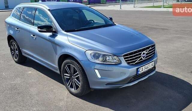 Синий Вольво ХС60, объемом двигателя 2.4 л и пробегом 320 тыс. км за 22000 $, фото 4 на Automoto.ua