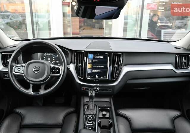 Синій Вольво ХС60, об'ємом двигуна 1.97 л та пробігом 83 тис. км за 29868 $, фото 7 на Automoto.ua