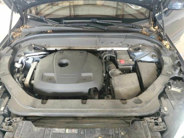 Синий Вольво ХС60, объемом двигателя 2 л и пробегом 99 тыс. км за 8600 $, фото 10 на Automoto.ua