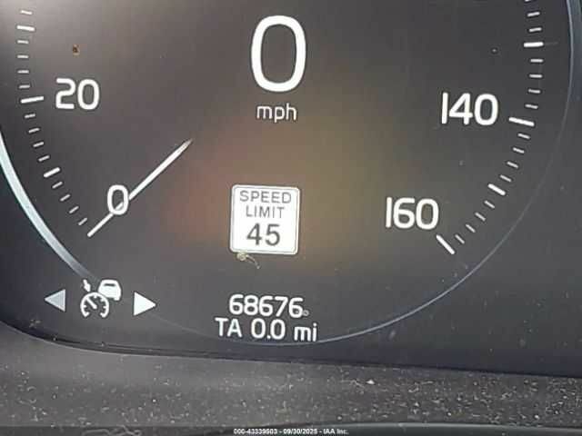 Синій Вольво ХС60, об'ємом двигуна 2 л та пробігом 68 тис. км за 7500 $, фото 14 на Automoto.ua