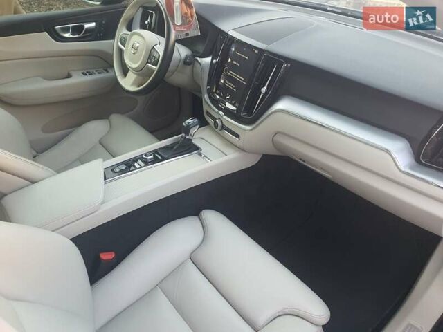Синій Вольво ХС60, об'ємом двигуна 2 л та пробігом 76 тис. км за 25500 $, фото 6 на Automoto.ua