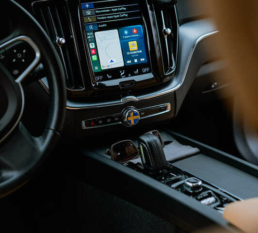 Синий Вольво ХС60, объемом двигателя 1.97 л и пробегом 64 тыс. км за 39000 $, фото 2 на Automoto.ua