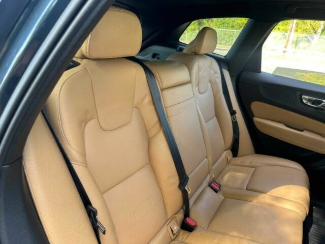 Синий Вольво ХС60, объемом двигателя 2 л и пробегом 38 тыс. км за 10800 $, фото 13 на Automoto.ua