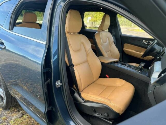 Синий Вольво ХС60, объемом двигателя 2 л и пробегом 38 тыс. км за 10800 $, фото 9 на Automoto.ua