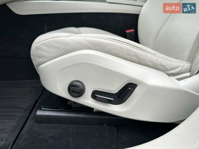 Синій Вольво ХС60, об'ємом двигуна 2 л та пробігом 192 тис. км за 28000 $, фото 15 на Automoto.ua