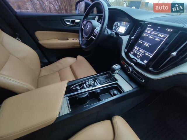 Синий Вольво ХС60, объемом двигателя 1.97 л и пробегом 77 тыс. км за 31900 $, фото 52 на Automoto.ua