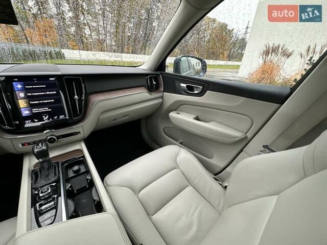 Синій Вольво ХС60, об'ємом двигуна 2 л та пробігом 192 тис. км за 28000 $, фото 25 на Automoto.ua