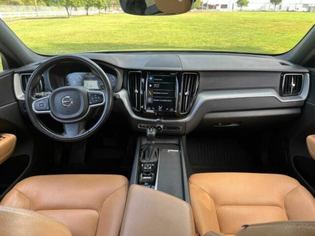 Синий Вольво ХС60, объемом двигателя 2 л и пробегом 38 тыс. км за 10800 $, фото 6 на Automoto.ua