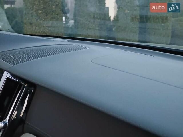 Синий Вольво ХС60, объемом двигателя 1.97 л и пробегом 52 тыс. км за 39900 $, фото 24 на Automoto.ua