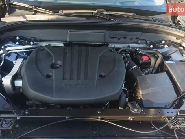 Синий Вольво ХС60, объемом двигателя 1.97 л и пробегом 52 тыс. км за 39900 $, фото 51 на Automoto.ua