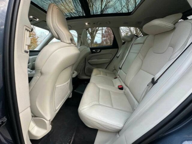 Синий Вольво ХС60, объемом двигателя 2 л и пробегом 27 тыс. км за 22300 $, фото 10 на Automoto.ua