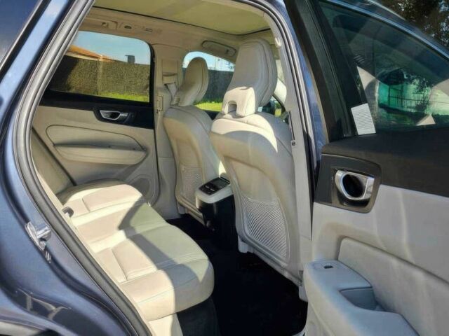 Синий Вольво ХС60, объемом двигателя 2 л и пробегом 15 тыс. км за 9900 $, фото 9 на Automoto.ua