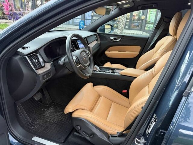 Синий Вольво ХС60, объемом двигателя 2 л и пробегом 49 тыс. км за 37000 $, фото 7 на Automoto.ua