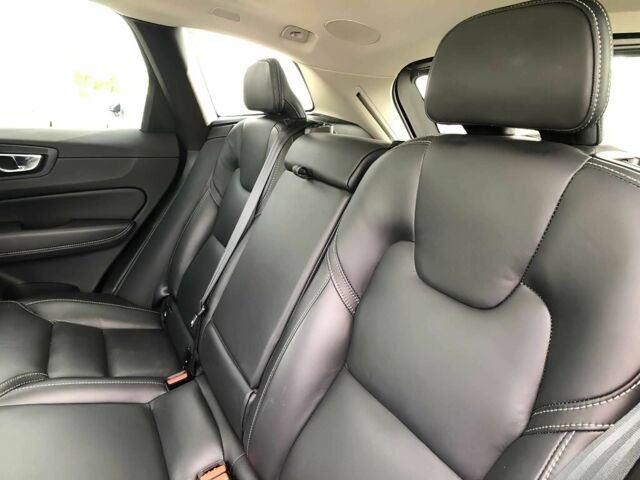 Синий Вольво ХС60, объемом двигателя 2 л и пробегом 17 тыс. км за 30600 $, фото 11 на Automoto.ua