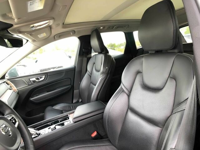 Синий Вольво ХС60, объемом двигателя 2 л и пробегом 17 тыс. км за 30600 $, фото 9 на Automoto.ua