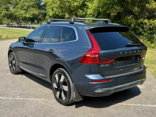 Вольво ХС60 2023 в Киеве на Automoto.ua Синий Вольво ХС60, объемом двигателя 0 л и пробегом 28 тыс. км за 30600 $, фото 4 на Automoto.ua