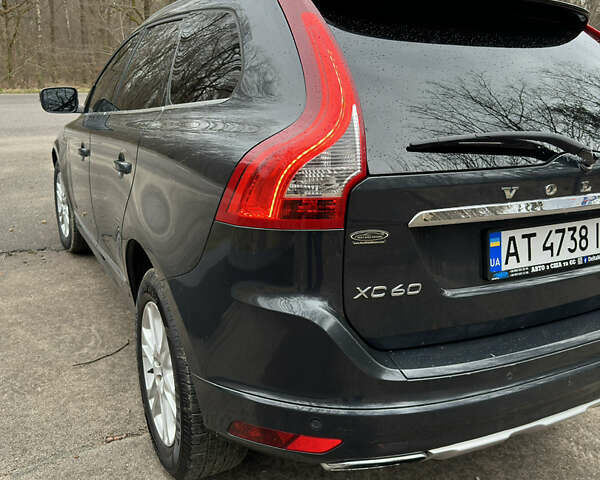 Зеленый Вольво ХС60, объемом двигателя 2 л и пробегом 180 тыс. км за 15700 $, фото 4 на Automoto.ua